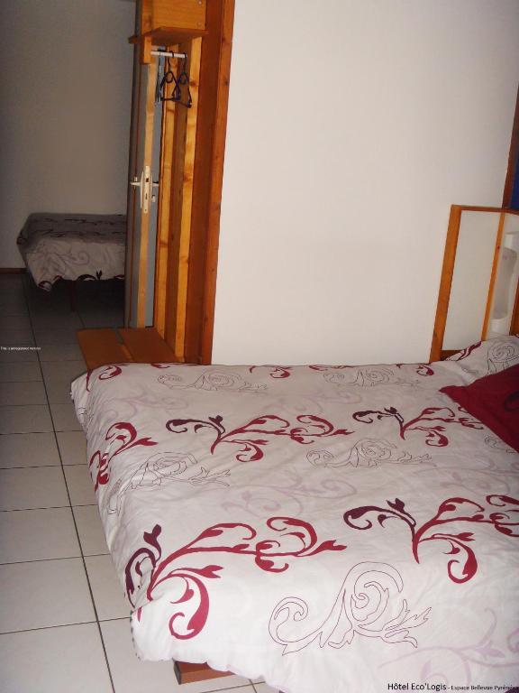 Hotel Eco Logis Espace Bellevue Séméac Rom bilde