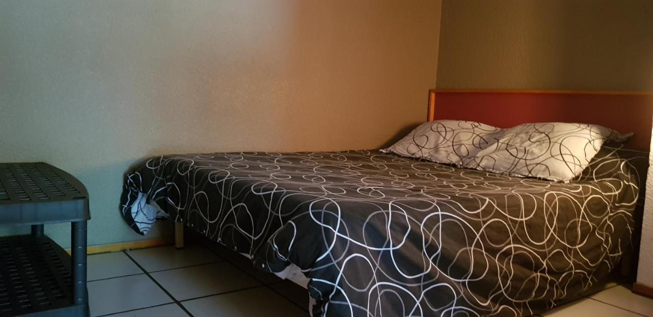 Hotel Eco Logis Espace Bellevue Séméac Eksteriør bilde
