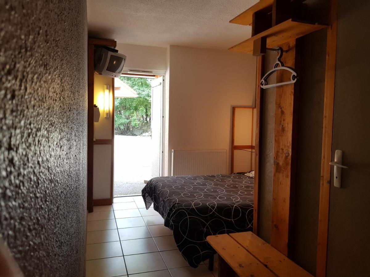 Hotel Eco Logis Espace Bellevue Séméac Eksteriør bilde